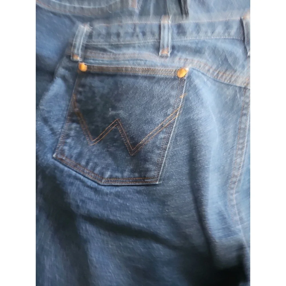 Wrangler 13MWZ Cowboy Cut Mens Jeans 42x32 NWOT Dark Blue Rigid Denim Workwear